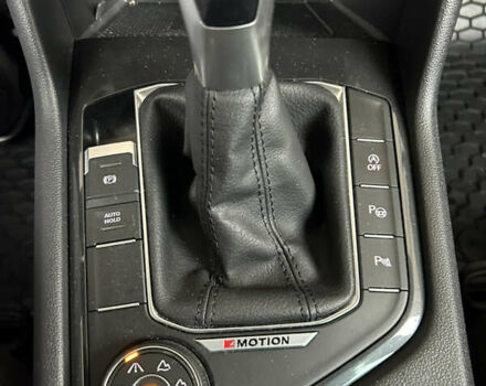 Серый Фольксваген Тигуан, объемом двигателя 2 л и пробегом 194 тыс. км за 31500 $, фото 74 на Automoto.ua