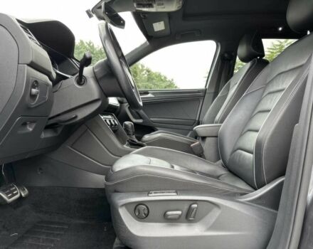 Сірий Фольксваген Тігуан, об'ємом двигуна 2 л та пробігом 11 тис. км за 7500 $, фото 7 на Automoto.ua