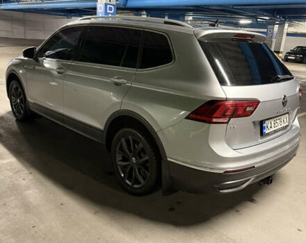 Серый Фольксваген Тигуан, объемом двигателя 1.98 л и пробегом 104 тыс. км за 25200 $, фото 4 на Automoto.ua