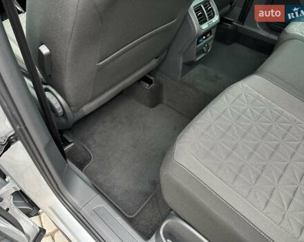 Сірий Фольксваген Тігуан, об'ємом двигуна 1.97 л та пробігом 160 тис. км за 28650 $, фото 77 на Automoto.ua