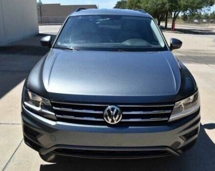 Серый Фольксваген Тигуан, объемом двигателя 2 л и пробегом 45 тыс. км за 9000 $, фото 1 на Automoto.ua