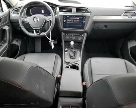 Серый Фольксваген Тигуан, объемом двигателя 2 л и пробегом 65 тыс. км за 3900 $, фото 6 на Automoto.ua