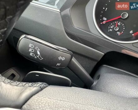 Сірий Фольксваген Тігуан, об'ємом двигуна 1.97 л та пробігом 52 тис. км за 33200 $, фото 45 на Automoto.ua