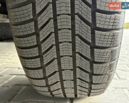 Серый Фольксваген Тигуан, объемом двигателя 2 л и пробегом 176 тыс. км за 27950 $, фото 107 на Automoto.ua