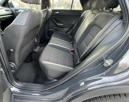 Серый Фольксваген Тигуан, объемом двигателя 1.5 л и пробегом 49 тыс. км за 23700 $, фото 11 на Automoto.ua