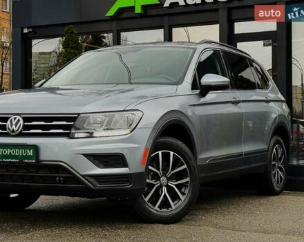 Серый Фольксваген Тигуан, объемом двигателя 1.98 л и пробегом 100 тыс. км за 23900 $, фото 6 на Automoto.ua