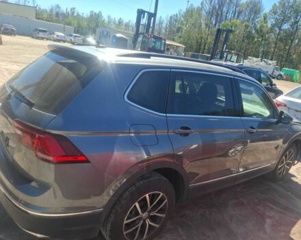 Серый Фольксваген Тигуан, объемом двигателя 2 л и пробегом 56 тыс. км за 12500 $, фото 10 на Automoto.ua