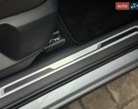 Сірий Фольксваген Тігуан, об'ємом двигуна 2 л та пробігом 204 тис. км за 34499 $, фото 25 на Automoto.ua