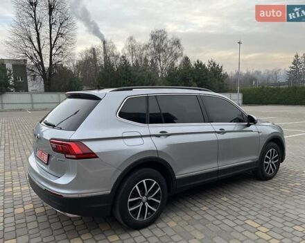 Серый Фольксваген Тигуан, объемом двигателя 2 л и пробегом 119 тыс. км за 19500 $, фото 61 на Automoto.ua