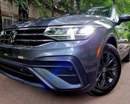 Серый Фольксваген Тигуан, объемом двигателя 2 л и пробегом 43 тыс. км за 13800 $, фото 1 на Automoto.ua