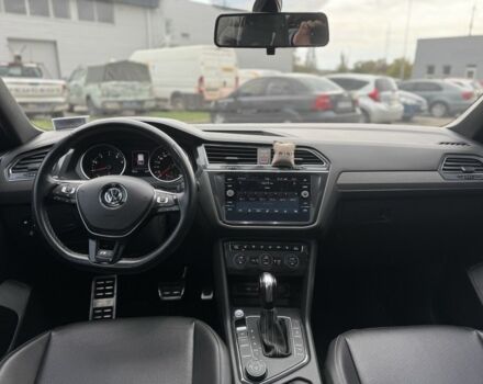 Сірий Фольксваген Тігуан, об'ємом двигуна 2 л та пробігом 98 тис. км за 24900 $, фото 10 на Automoto.ua