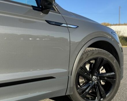 Серый Фольксваген Тигуан, объемом двигателя 2 л и пробегом 52 тыс. км за 36999 $, фото 17 на Automoto.ua