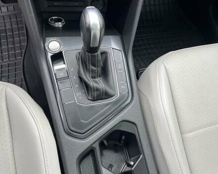 Серый Фольксваген Тигуан, объемом двигателя 1.98 л и пробегом 98 тыс. км за 24500 $, фото 39 на Automoto.ua