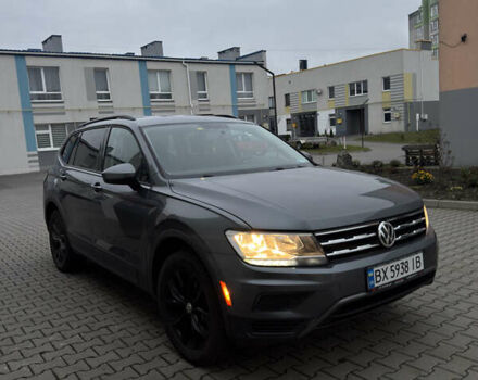 Сірий Фольксваген Тігуан, об'ємом двигуна 1.98 л та пробігом 91 тис. км за 21500 $, фото 3 на Automoto.ua