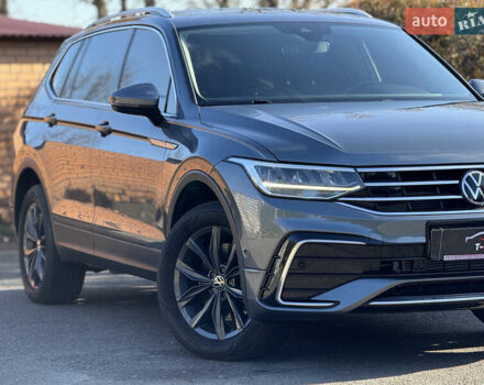Серый Фольксваген Тигуан, объемом двигателя 2 л и пробегом 120 тыс. км за 23500 $, фото 8 на Automoto.ua