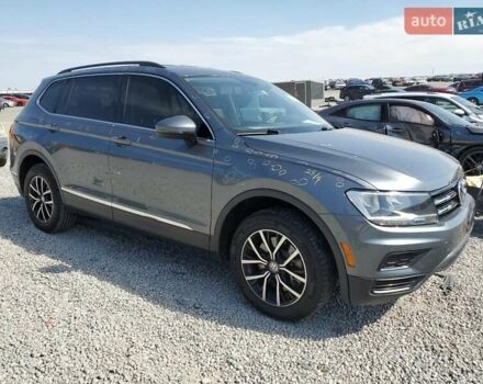 Серый Фольксваген Тигуан, объемом двигателя 1.98 л и пробегом 85 тыс. км за 4000 $, фото 3 на Automoto.ua