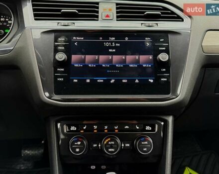 Серый Фольксваген Тигуан, объемом двигателя 1.98 л и пробегом 100 тыс. км за 23900 $, фото 35 на Automoto.ua