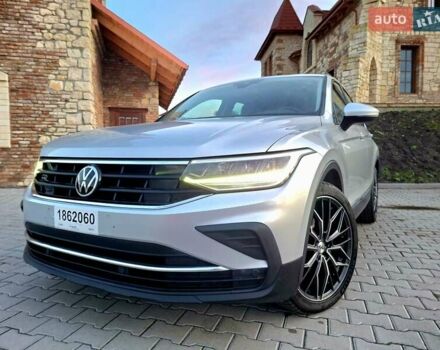 Серый Фольксваген Тигуан, объемом двигателя 1.97 л и пробегом 190 тыс. км за 26399 $, фото 4 на Automoto.ua