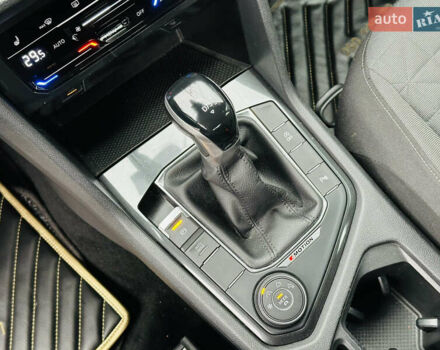 Серый Фольксваген Тигуан, объемом двигателя 1.97 л и пробегом 150 тыс. км за 26300 $, фото 33 на Automoto.ua