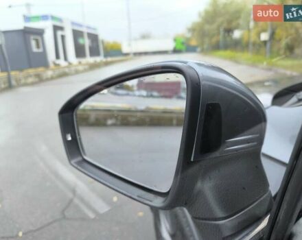 Сірий Фольксваген Тігуан, об'ємом двигуна 2 л та пробігом 63 тис. км за 23400 $, фото 29 на Automoto.ua