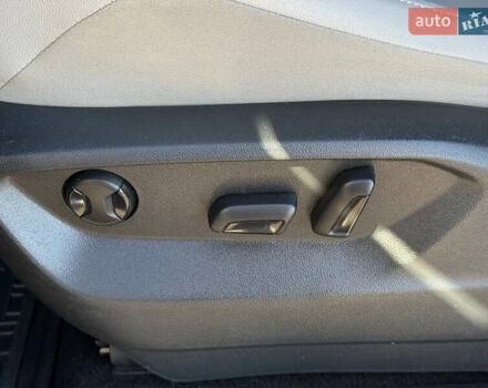 Серый Фольксваген Тигуан, объемом двигателя 1.98 л и пробегом 90 тыс. км за 21900 $, фото 24 на Automoto.ua