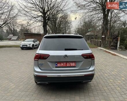 Серый Фольксваген Тигуан, объемом двигателя 2 л и пробегом 119 тыс. км за 19500 $, фото 7 на Automoto.ua