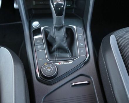 Серый Фольксваген Тигуан, объемом двигателя 2 л и пробегом 52 тыс. км за 36999 $, фото 22 на Automoto.ua