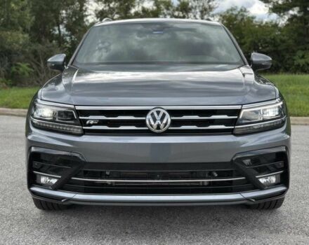 Сірий Фольксваген Тігуан, об'ємом двигуна 2 л та пробігом 11 тис. км за 7500 $, фото 1 на Automoto.ua