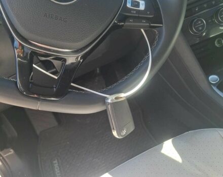 Серый Фольксваген Тигуан, объемом двигателя 2 л и пробегом 56 тыс. км за 12500 $, фото 16 на Automoto.ua