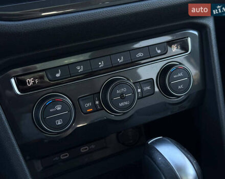 Серый Фольксваген Тигуан, объемом двигателя 1.98 л и пробегом 90 тыс. км за 21900 $, фото 37 на Automoto.ua