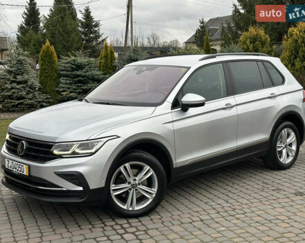 Сірий Фольксваген Тігуан, об'ємом двигуна 1.97 л та пробігом 160 тис. км за 28650 $, фото 3 на Automoto.ua
