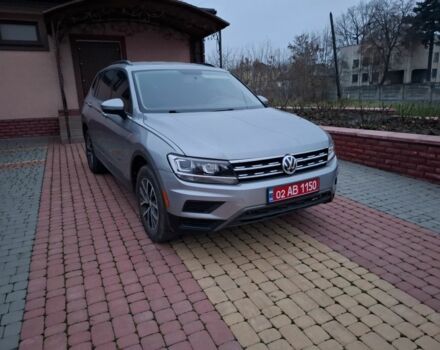 Сірий Фольксваген Тігуан, об'ємом двигуна 2 л та пробігом 88 тис. км за 20000 $, фото 1 на Automoto.ua