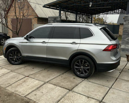 Серый Фольксваген Тигуан, объемом двигателя 1.98 л и пробегом 63 тыс. км за 25900 $, фото 5 на Automoto.ua