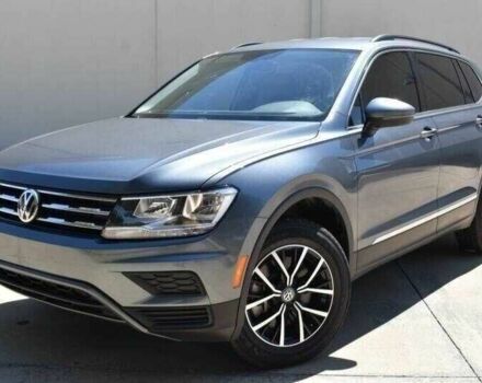 Серый Фольксваген Тигуан, объемом двигателя 2 л и пробегом 45 тыс. км за 9000 $, фото 2 на Automoto.ua