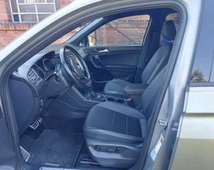 Сірий Фольксваген Тігуан, об'ємом двигуна 0 л та пробігом 58 тис. км за 13700 $, фото 7 на Automoto.ua