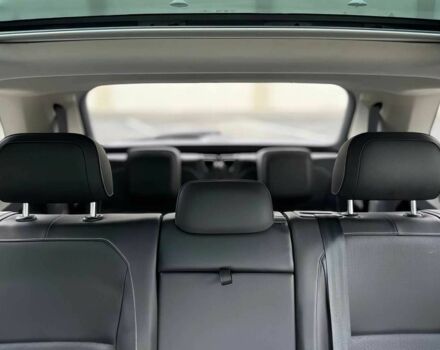 Сірий Фольксваген Тігуан, об'ємом двигуна 2 л та пробігом 13 тис. км за 10000 $, фото 16 на Automoto.ua