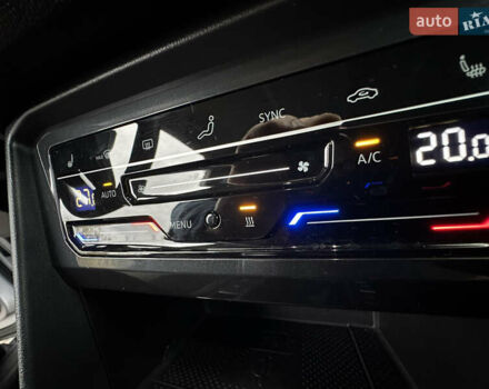 Сірий Фольксваген Тігуан, об'ємом двигуна 1.97 л та пробігом 160 тис. км за 28650 $, фото 92 на Automoto.ua