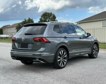 Сірий Фольксваген Тігуан, об'ємом двигуна 2 л та пробігом 11 тис. км за 7500 $, фото 5 на Automoto.ua