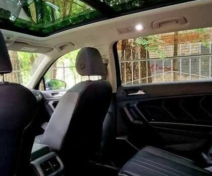 Серый Фольксваген Тигуан, объемом двигателя 2 л и пробегом 43 тыс. км за 13800 $, фото 17 на Automoto.ua