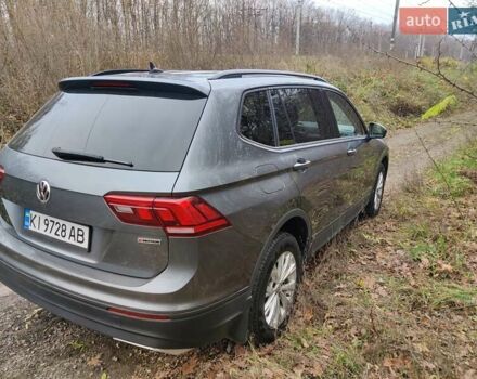 Серый Фольксваген Тигуан, объемом двигателя 1.98 л и пробегом 76 тыс. км за 19200 $, фото 3 на Automoto.ua
