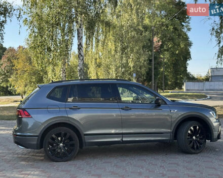 Серый Фольксваген Тигуан, объемом двигателя 1.98 л и пробегом 82 тыс. км за 21499 $, фото 9 на Automoto.ua