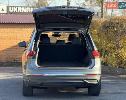 Серый Фольксваген Тигуан, объемом двигателя 2 л и пробегом 120 тыс. км за 23500 $, фото 16 на Automoto.ua