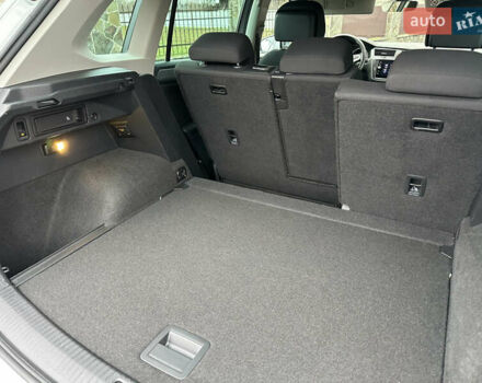 Сірий Фольксваген Тігуан, об'ємом двигуна 1.97 л та пробігом 160 тис. км за 28650 $, фото 100 на Automoto.ua