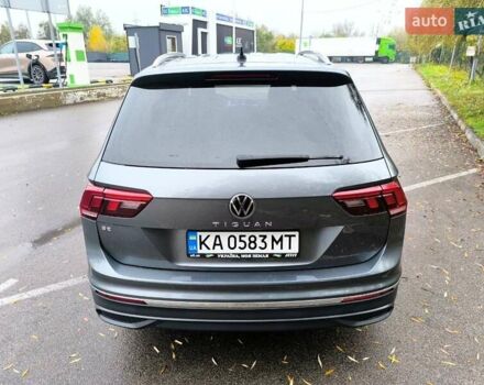 Сірий Фольксваген Тігуан, об'ємом двигуна 2 л та пробігом 63 тис. км за 23400 $, фото 9 на Automoto.ua