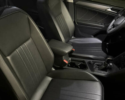 Серый Фольксваген Тигуан, объемом двигателя 1.98 л и пробегом 104 тыс. км за 25200 $, фото 20 на Automoto.ua