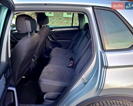 Серый Фольксваген Тигуан, объемом двигателя 1.97 л и пробегом 190 тыс. км за 26399 $, фото 14 на Automoto.ua