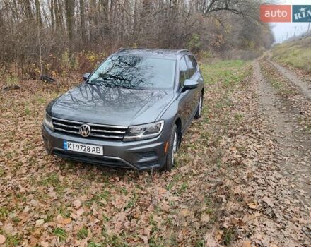 Серый Фольксваген Тигуан, объемом двигателя 1.98 л и пробегом 76 тыс. км за 19200 $, фото 4 на Automoto.ua
