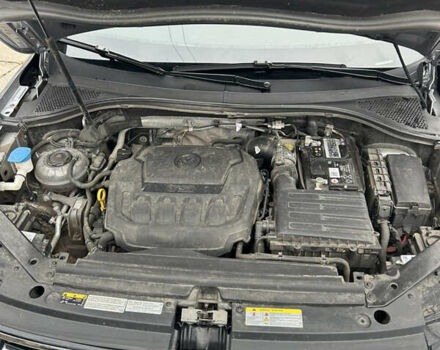 Серый Фольксваген Тигуан, объемом двигателя 1.98 л и пробегом 63 тыс. км за 25900 $, фото 16 на Automoto.ua