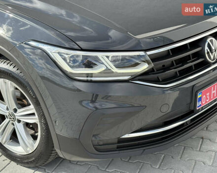 Серый Фольксваген Тигуан, объемом двигателя 2 л и пробегом 176 тыс. км за 27950 $, фото 14 на Automoto.ua