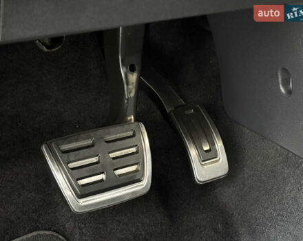 Серый Фольксваген Тигуан, объемом двигателя 2 л и пробегом 176 тыс. км за 27950 $, фото 67 на Automoto.ua